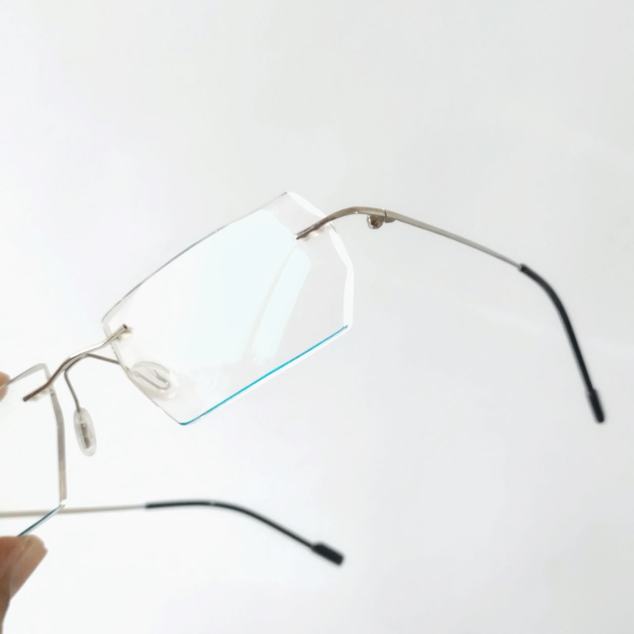 Luxury Silver Rimless Glasses for Executives