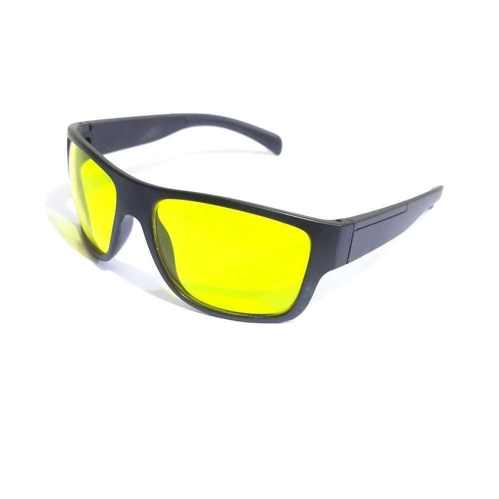 Green and yellow polarized sunglasses for runners by Tierra Sunglasses